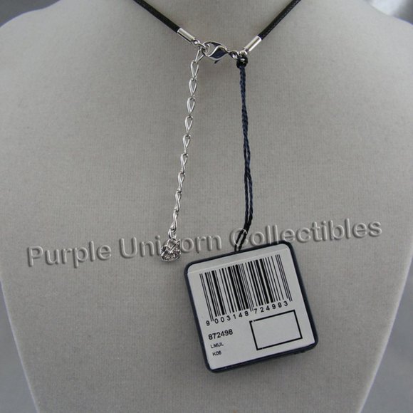 Swarovski Crystal Disney Minnie Mouse Pendant Necklace - Picture 4 of 4